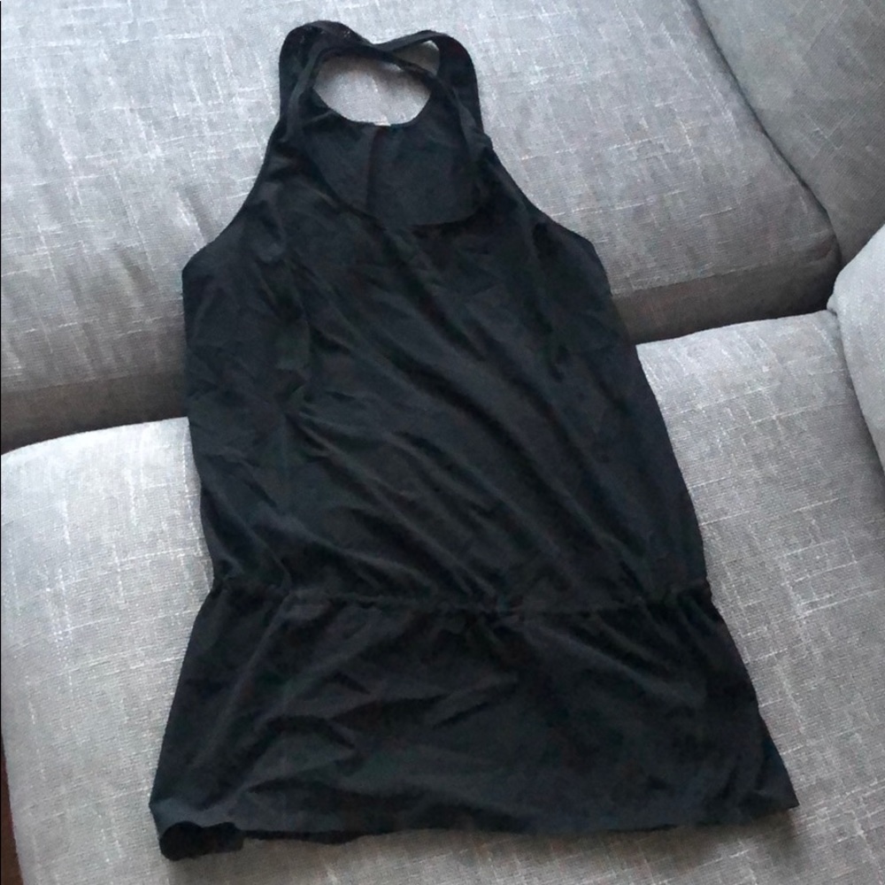 Lululemon size 8 black tank top